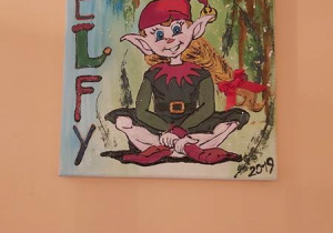 Dziewczynka "Elf" wisi w naszej sali